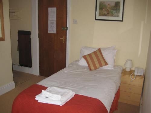 The Rest And Be Thankful Inn Minehead Extérieur photo